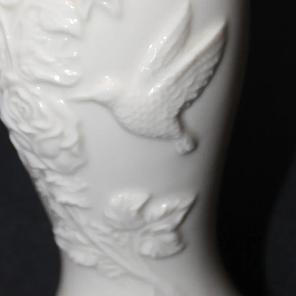 Lenox Small Hummingbird Gold Trim Bud Vase